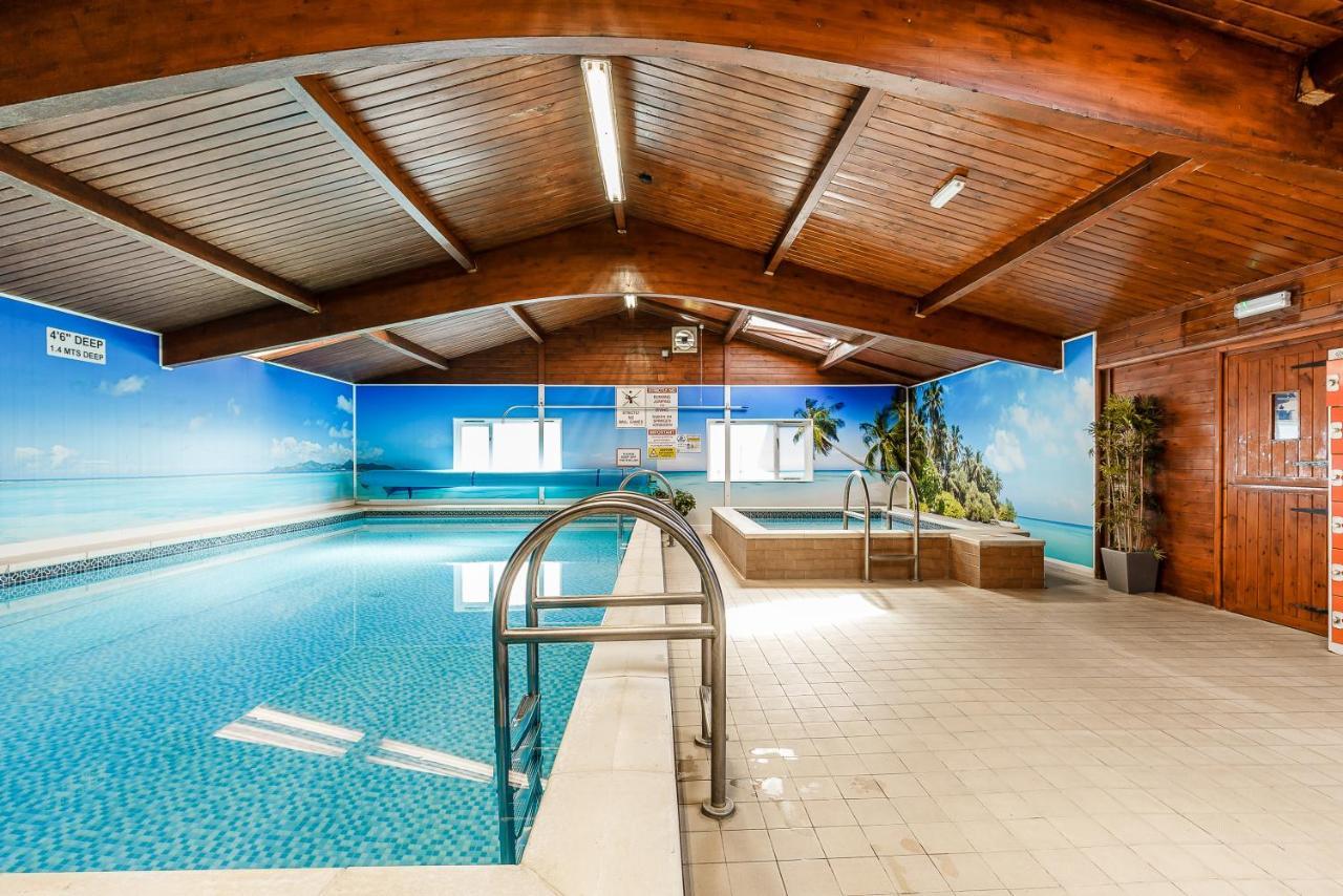 Bucklegrove Holiday Park บาธ ภายนอก รูปภาพ
